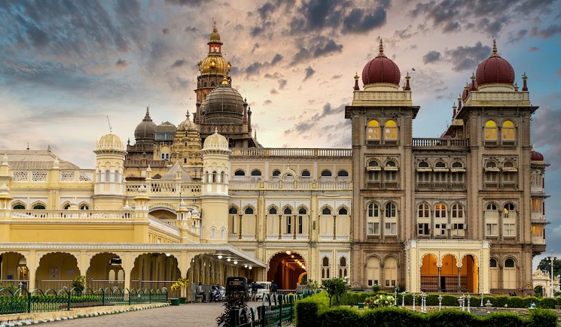 Mysore Palace Timings